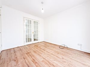 Photo 27- click for photo gallery